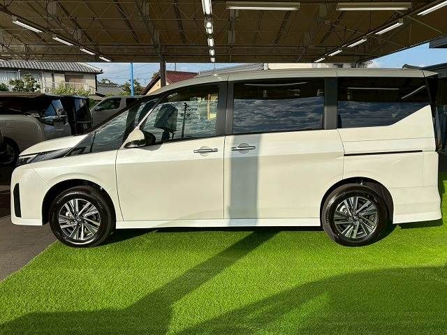 NISSAN SERENA  WG 4WD 2025