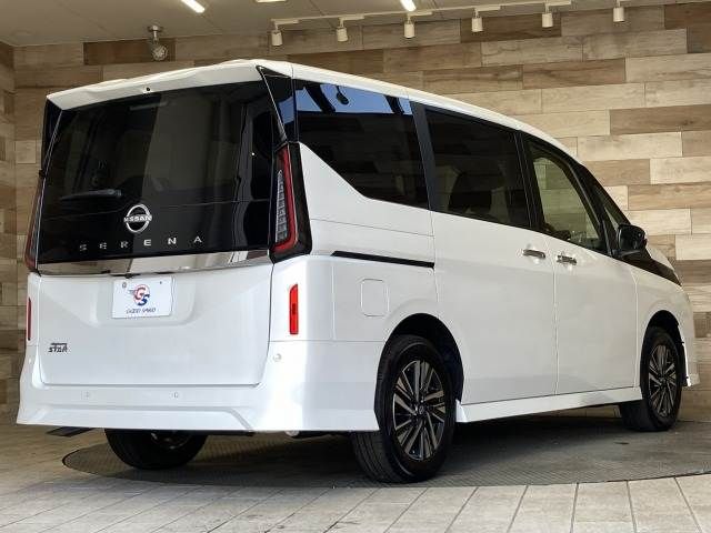 NISSAN SERENA  WG 4WD 2025
