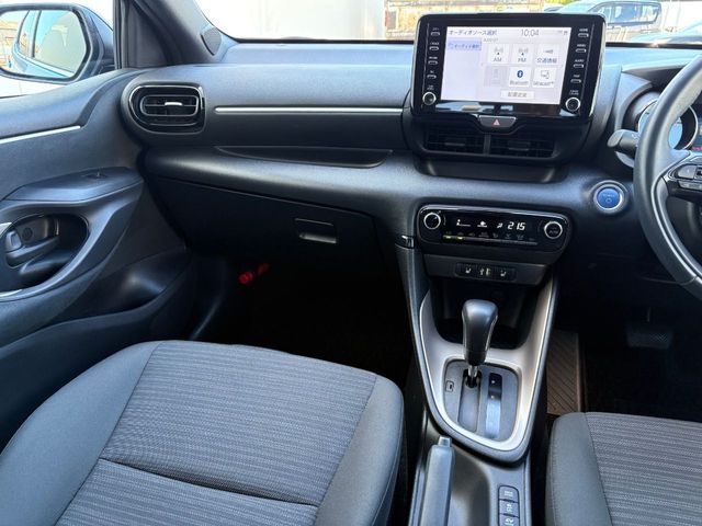 TOYOTA YARIS HYBRID 2023