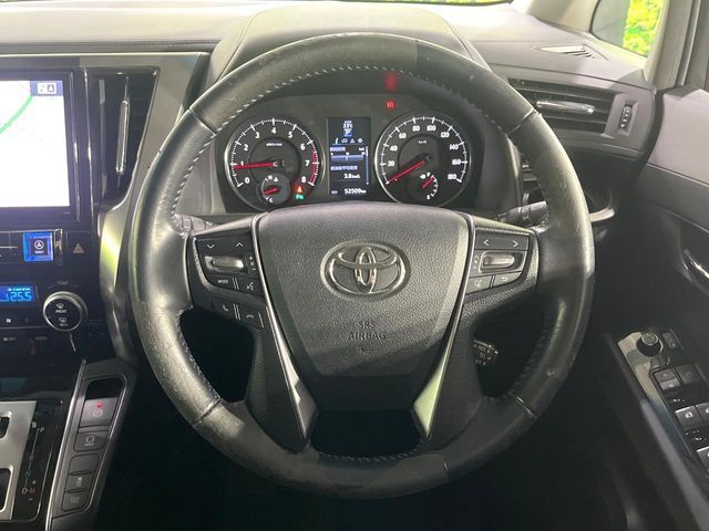 TOYOTA VELLFIRE 2015