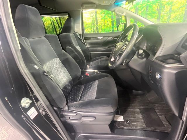 TOYOTA VELLFIRE 2015