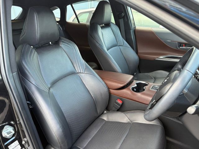 TOYOTA HARRIER HYBRID 2023