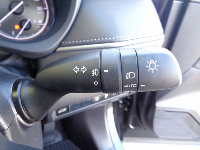 TOYOTA HARRIER 2WD 2021