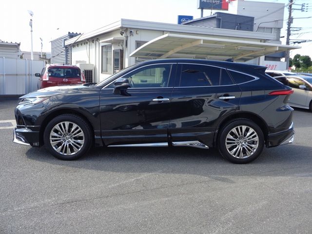 TOYOTA HARRIER 2WD 2021