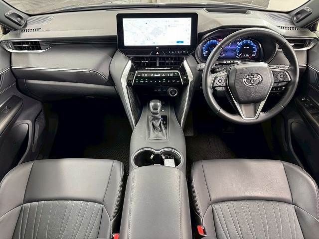 TOYOTA HARRIER 2WD 2024