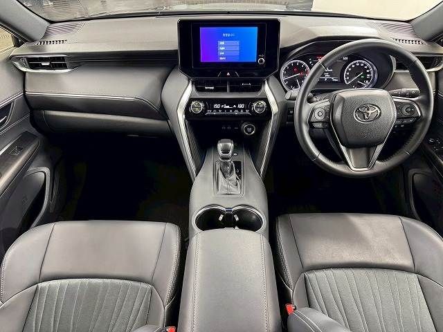 TOYOTA HARRIER 2WD 2024