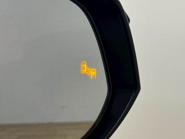 TOYOTA HARRIER 2WD 2024