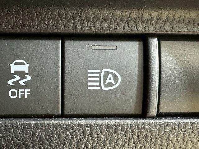 TOYOTA HARRIER 2WD 2024