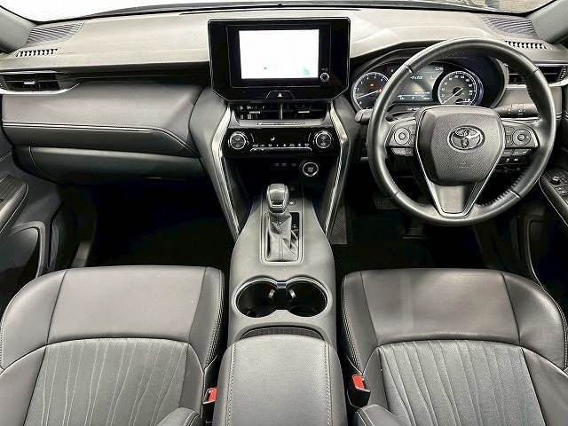 TOYOTA HARRIER 2WD 2023