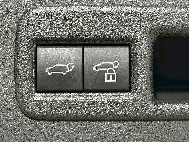 TOYOTA HARRIER 2WD 2023