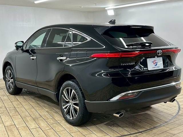 TOYOTA HARRIER 2WD 2023