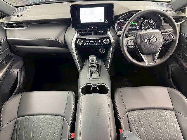 TOYOTA HARRIER 2WD 2024