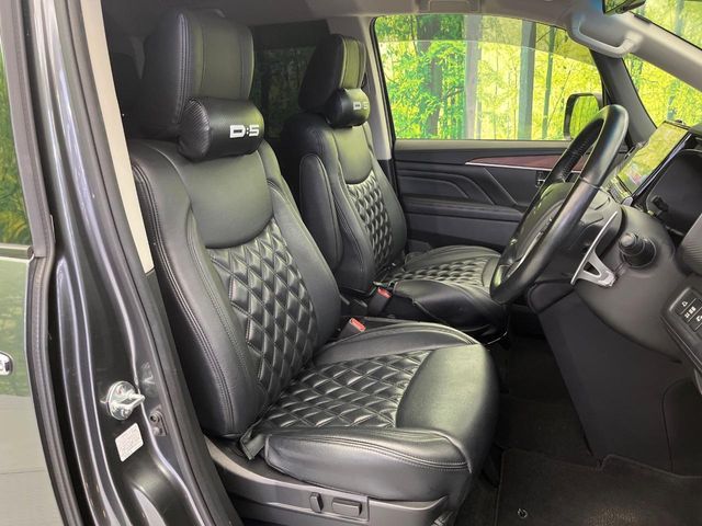 MITSUBISHI DELICA D:5 4WD 2020