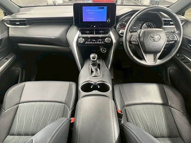 TOYOTA HARRIER 2WD 2024