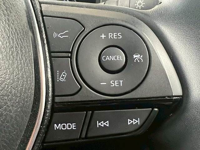 TOYOTA HARRIER 2WD 2024