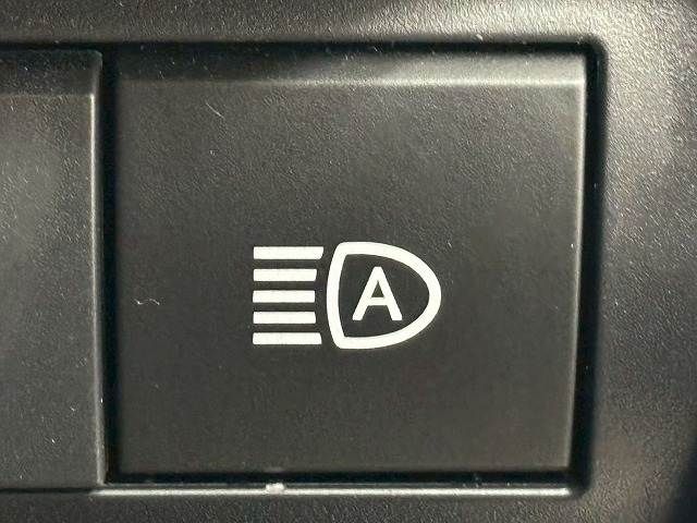 TOYOTA LEXUS IS300h 2021