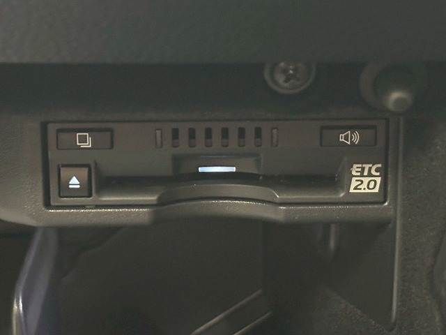 TOYOTA LEXUS IS300h 2021