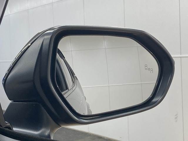 TOYOTA YARIS CROSS HYBRID 2023