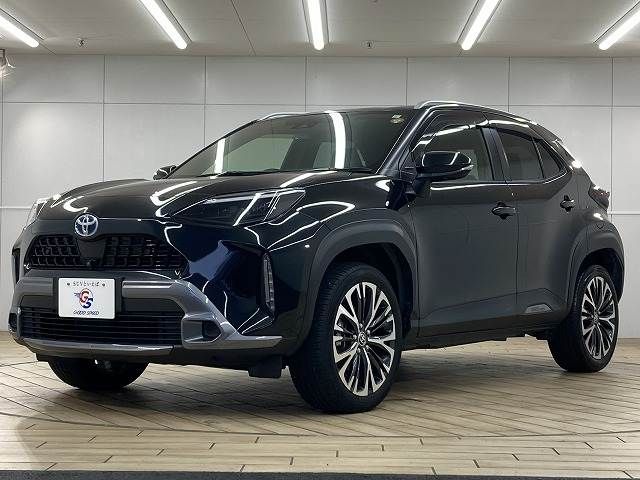 TOYOTA YARIS CROSS HYBRID 2023