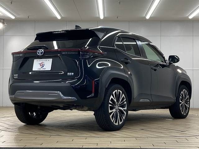 TOYOTA YARIS CROSS HYBRID 2023