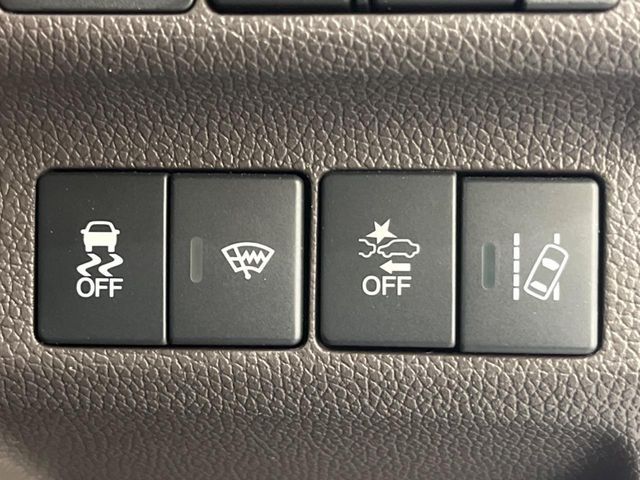 HONDA FREED HYBRID 2023