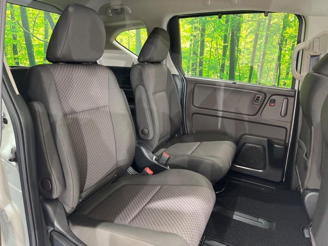 HONDA FREED HYBRID 2023