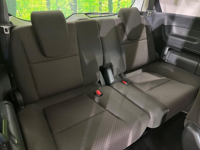 HONDA FREED HYBRID 2023