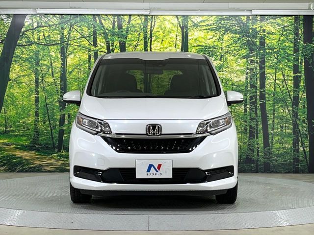 HONDA FREED HYBRID 2023
