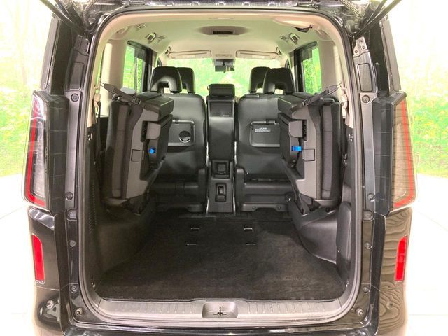 NISSAN SERENA  WG 2024