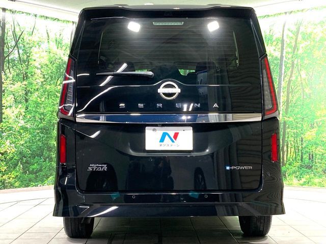 NISSAN SERENA  WG 2024