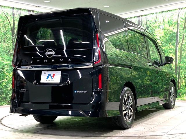 NISSAN SERENA  WG 2024