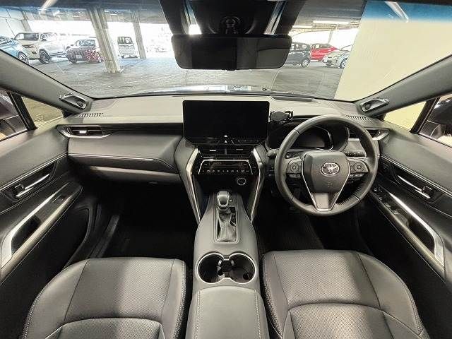 TOYOTA HARRIER HYBRID 2023