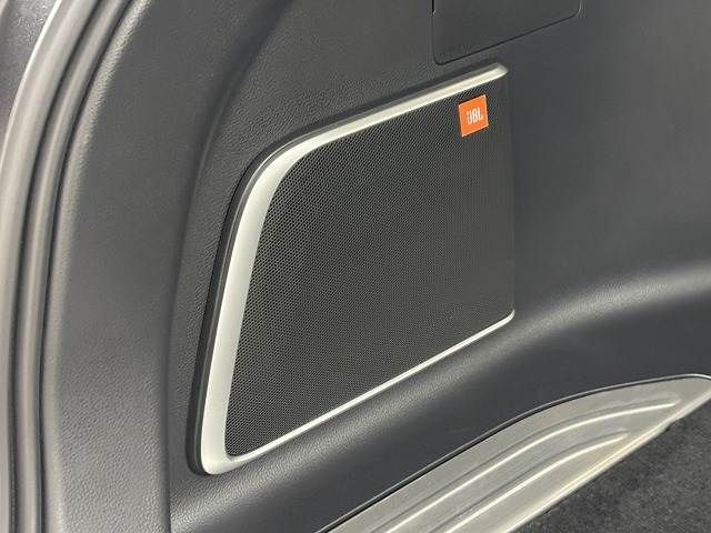 TOYOTA HARRIER HYBRID 2023