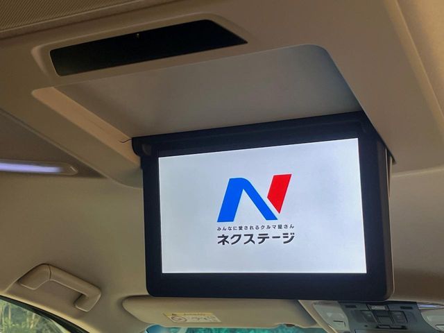 TOYOTA VELLFIRE 4WD 2018