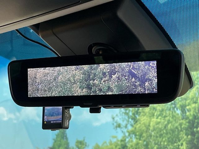 TOYOTA VELLFIRE 4WD 2018