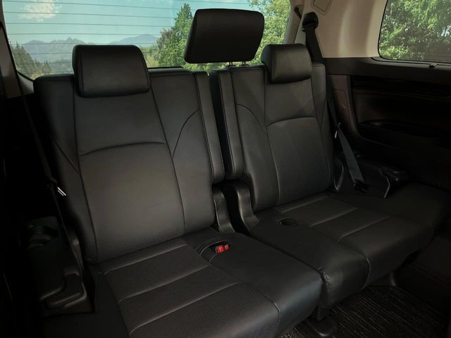 TOYOTA VELLFIRE 4WD 2018