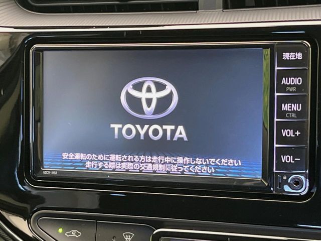 TOYOTA AQUA 2019