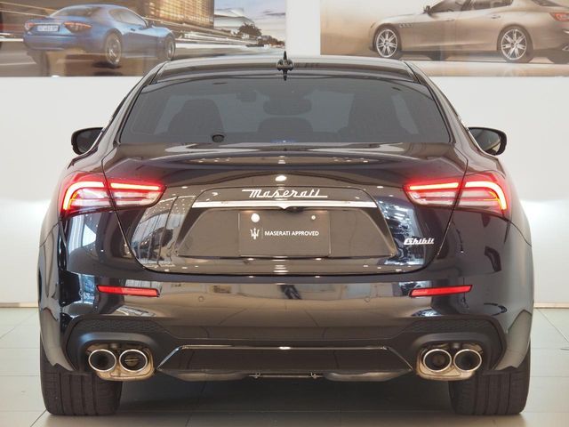 MASERATI MASERATI GHIBLI Sedan 2022