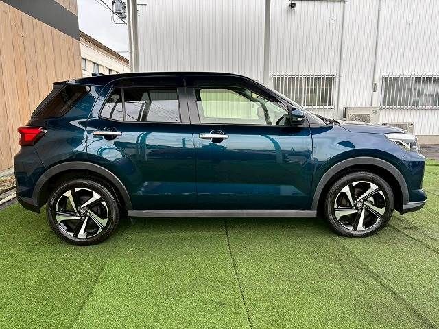 TOYOTA RAIZE HYBRID 2021