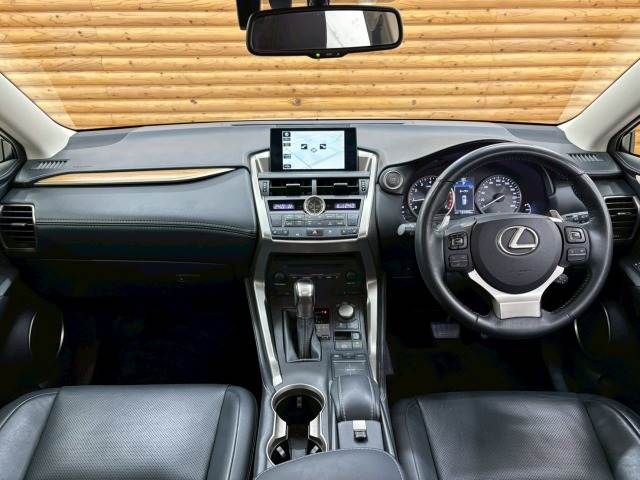 TOYOTA LEXUS NX200t 2014