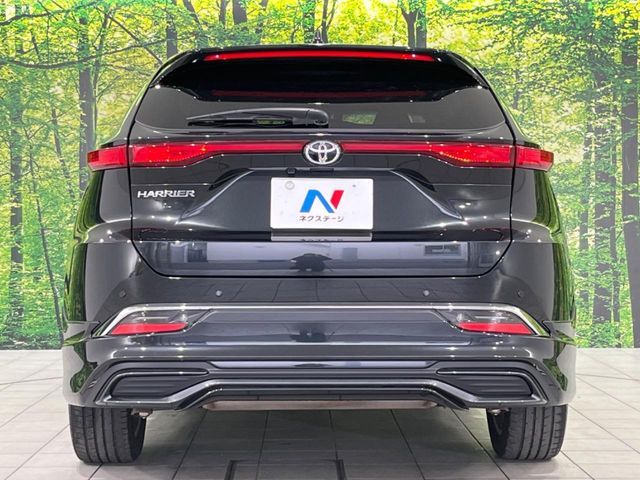 TOYOTA HARRIER 4WD 2021