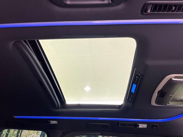 TOYOTA VELLFIRE 2016