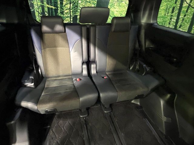 TOYOTA VELLFIRE 2016