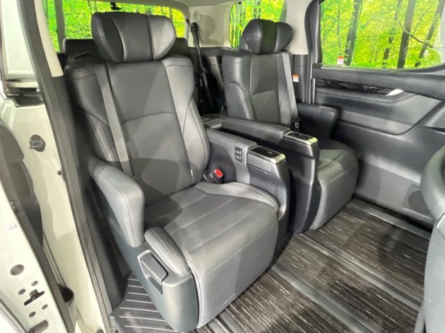 TOYOTA ALPHARD 4WD 2022