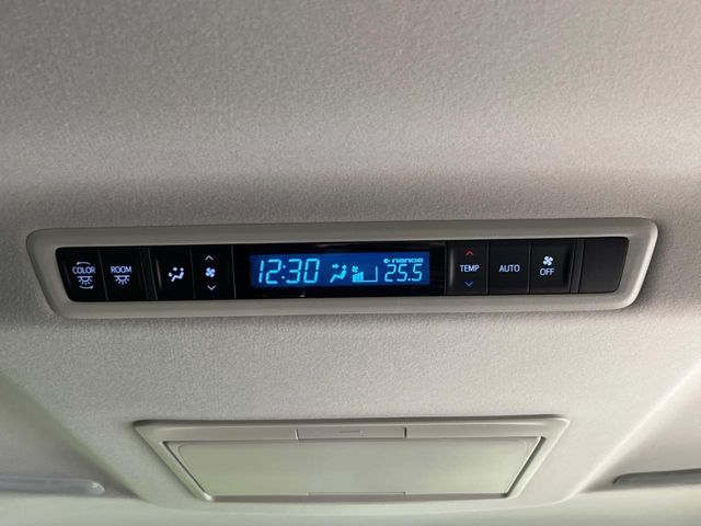 TOYOTA ALPHARD 4WD 2022