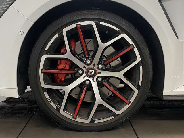 RENAULT RENAULT MEGANE hatchback 2024