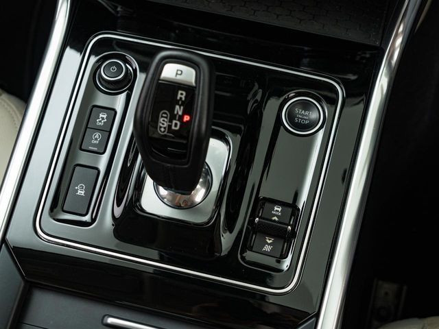 JAGUAR JAGUAR XEseries 2019