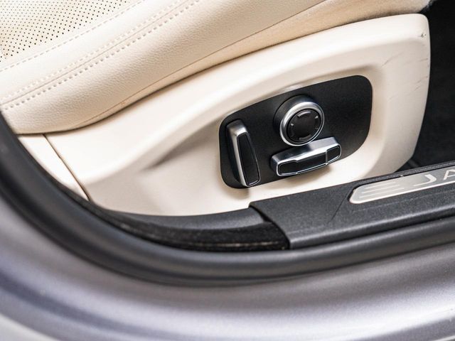 JAGUAR JAGUAR XEseries 2019