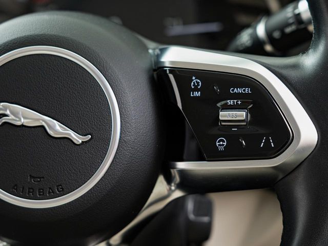 JAGUAR JAGUAR XEseries 2019