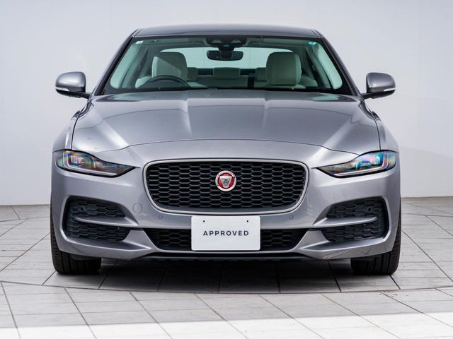 JAGUAR JAGUAR XEseries 2019